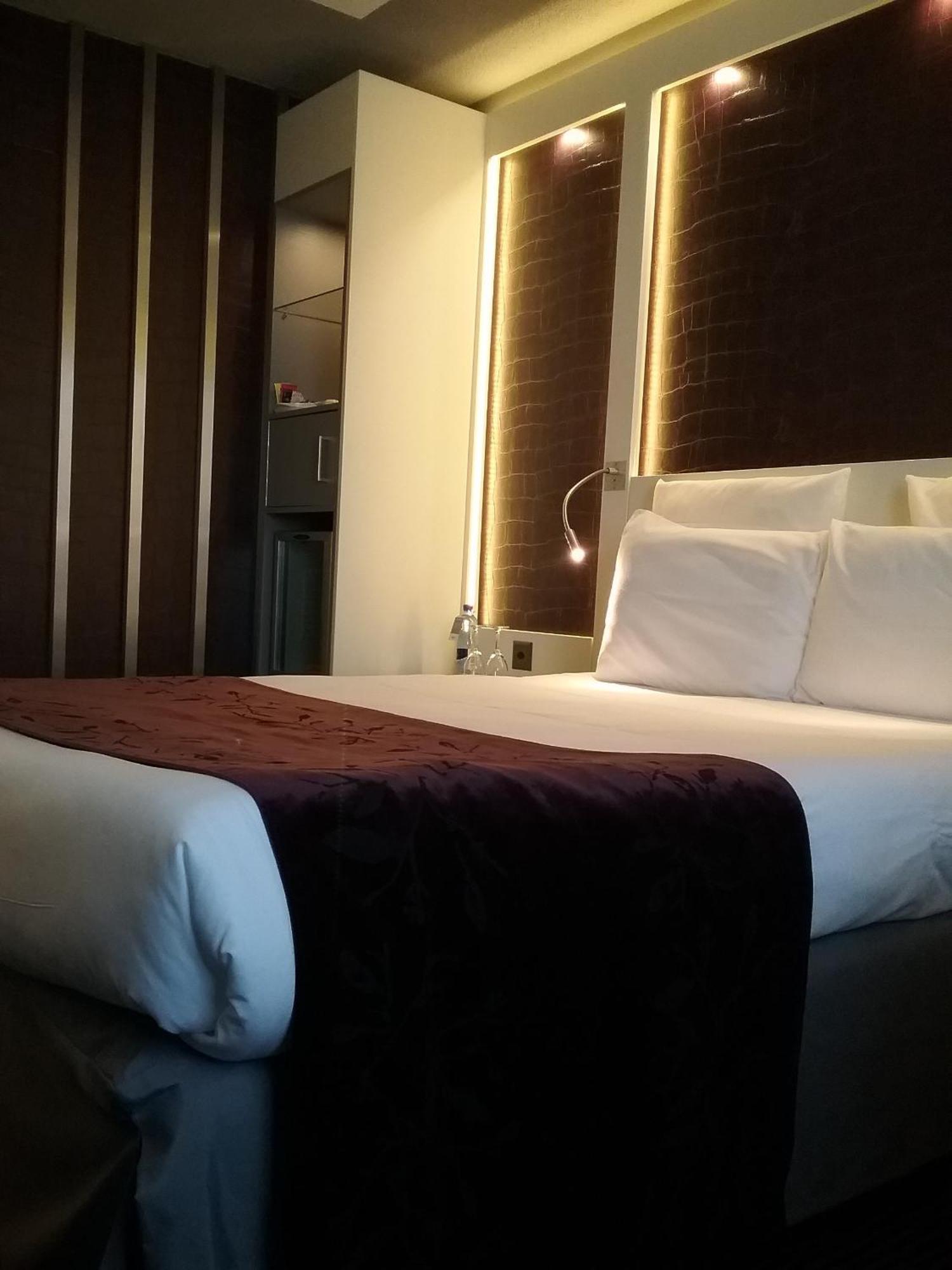Mercure Biel Værelse billede